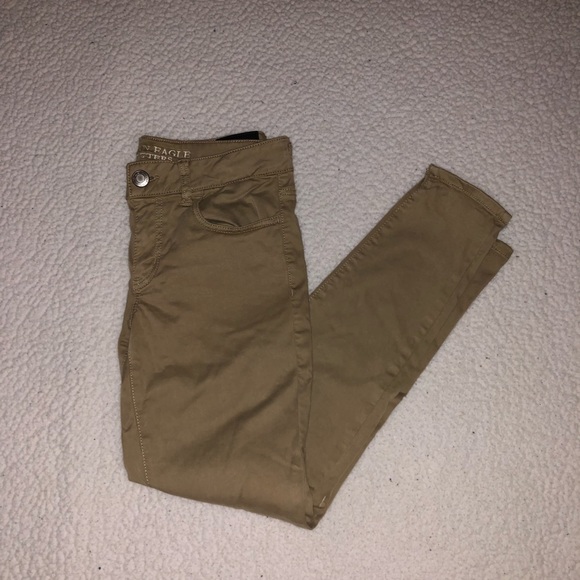 American Eagle Outfitters Pants - AEO Khaki Jegging Size 4 Short